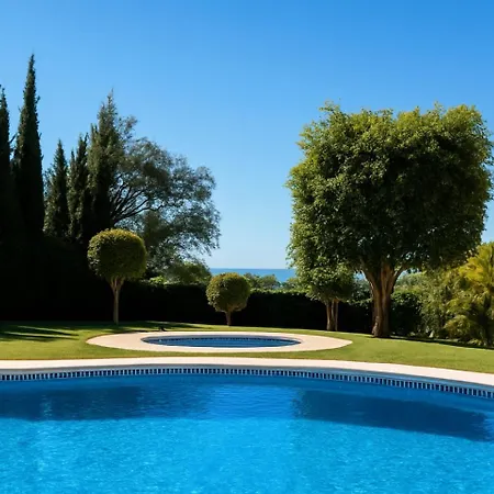 Апартаменты Amazing Sea View *